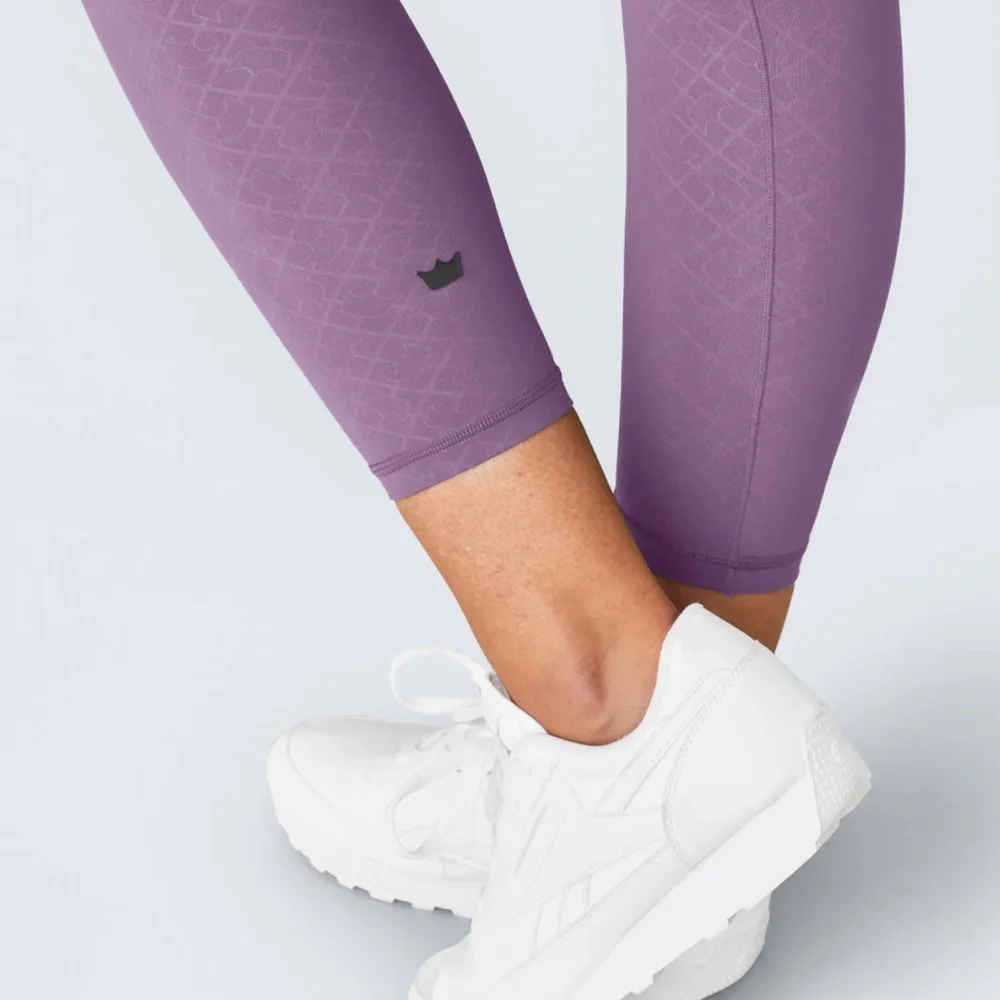SHEFIT - Boss Leggings - Violet Mist - Picture 9 of 11